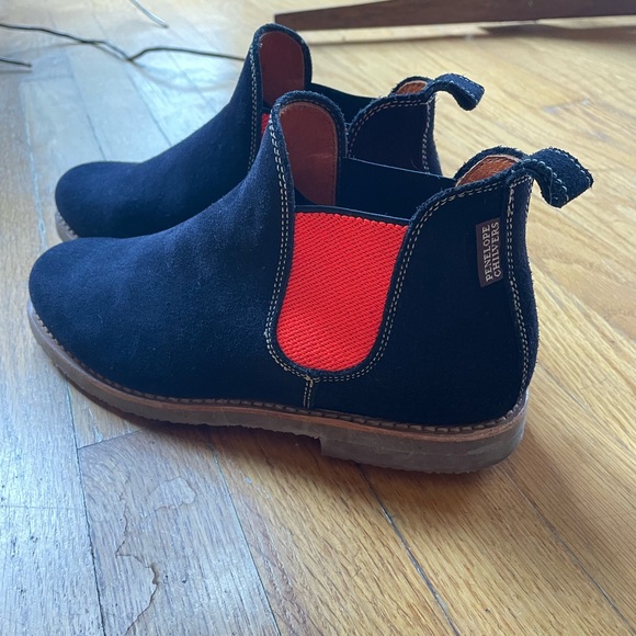 Penelope Chilvers Chelsea boots in blue suede - Picture 7 of 7